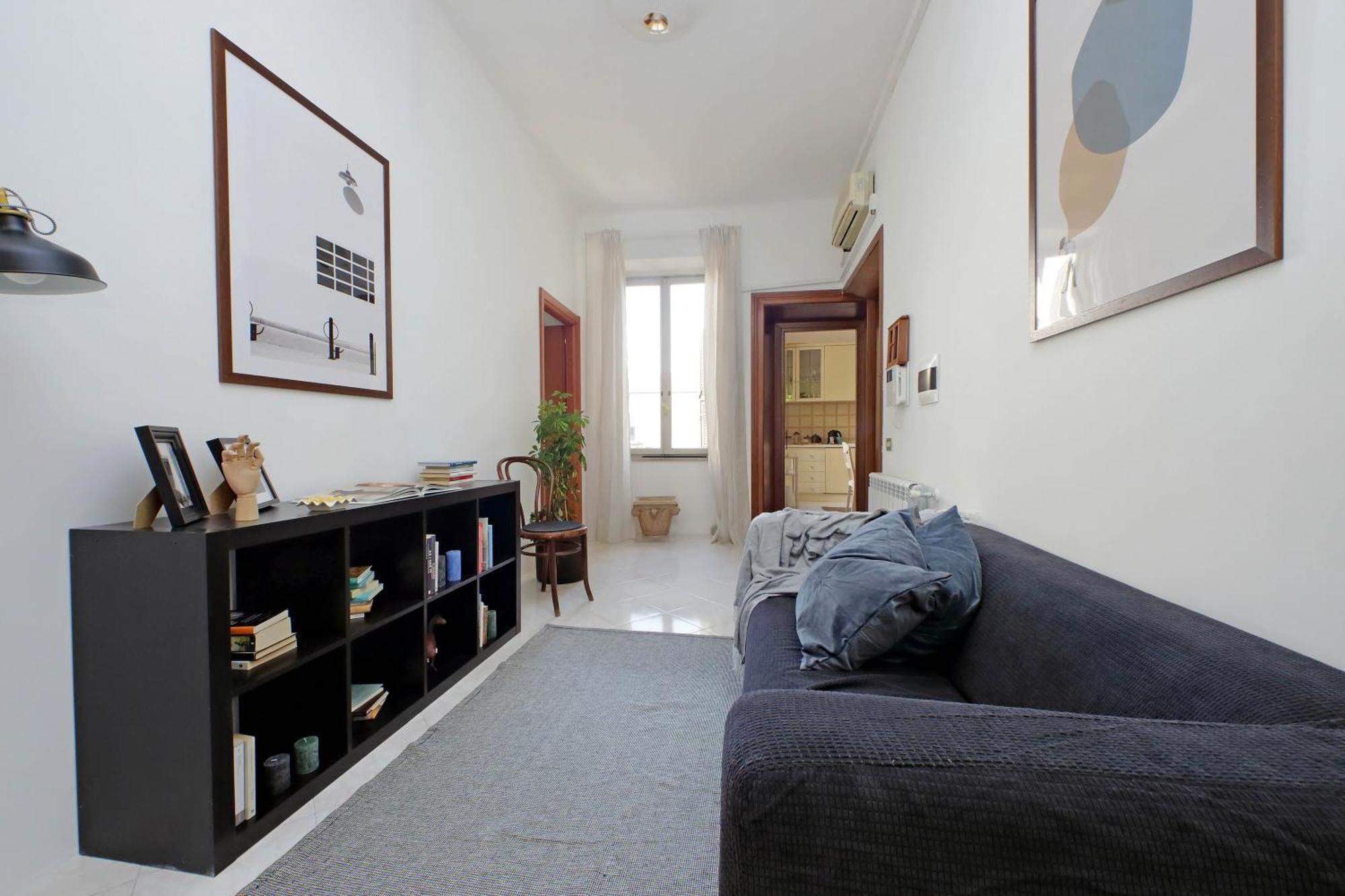 Giant Cola Di Rienzo Apartment Rom