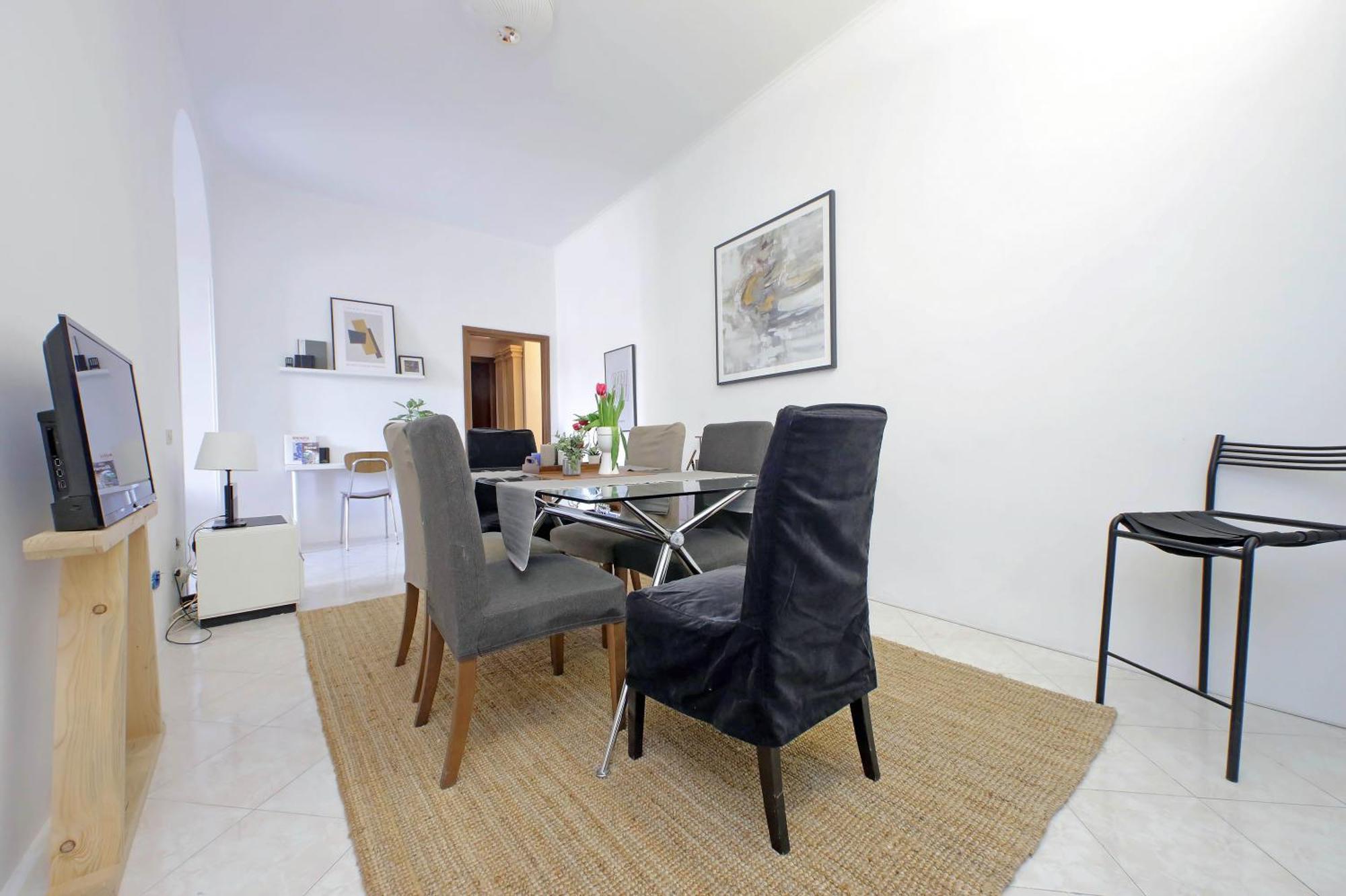 Apartment Giant Cola Di Rienzo Rom